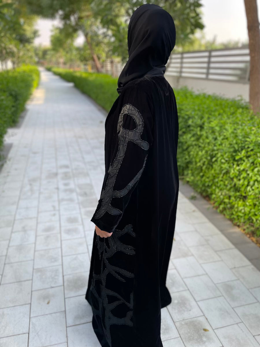 velvet-black-abaya-abaya-dress-winter-abaya-abaya-for-women6